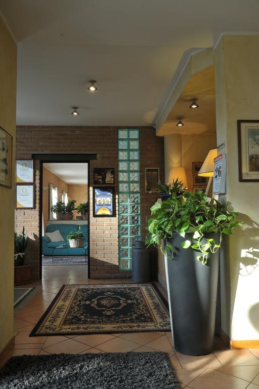 Hotel Parco Castelvetro Piacentino Buitenkant foto