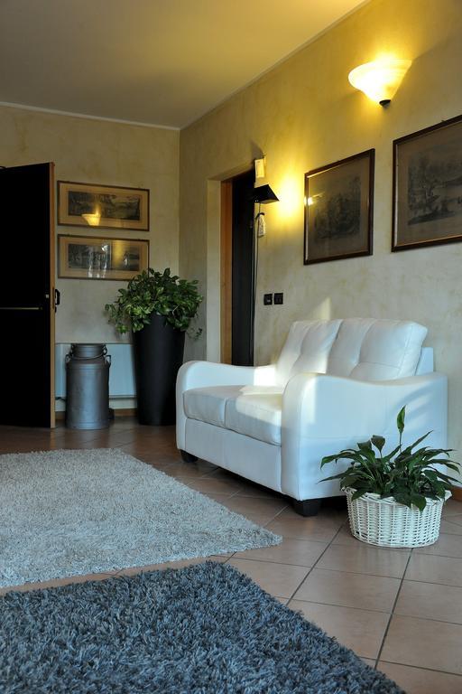 Hotel Parco Castelvetro Piacentino Buitenkant foto